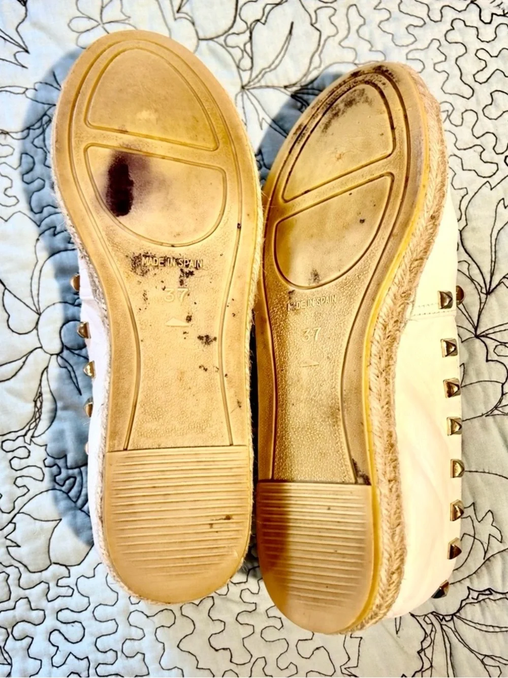 💥Vidorreta Made in Spain White Leather Studded Espadrille Flats EU 37 US 6.5💛
